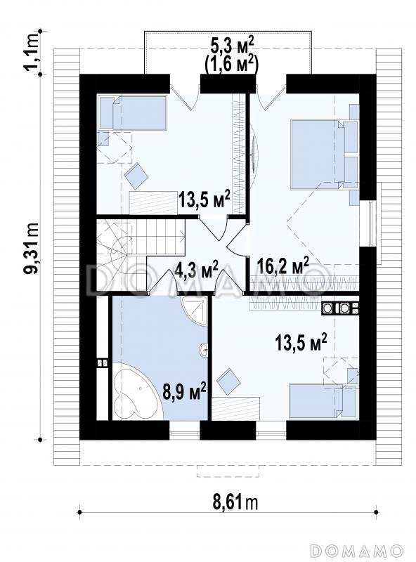 Проект загородного дома простой формы с балконом, террасой с выходом из гостиной, изолированной кухней / План мансардного этажа