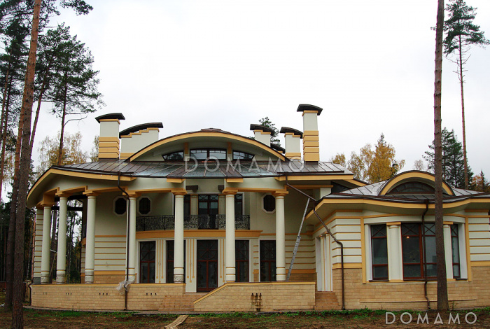 Проект коттеджа с бассейном и стеклянным куполом