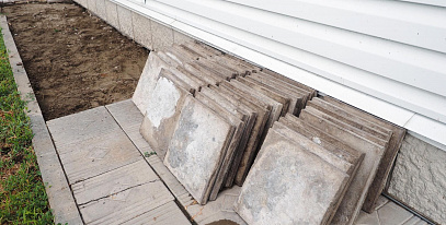 Что делать если отходит плитка